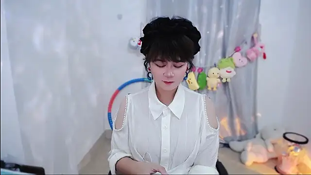 Snapshot of Fan_ting chatting on October 26, 2:51 am Fan ting online show from October 26, 2:51 am