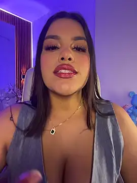 Jeen Taylor online show from February 13, 1:18 am