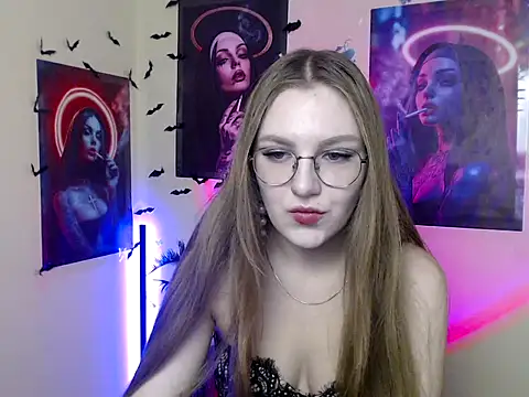 Snapshot of _AlMamiyy_ chatting on October 24, 6:59 pm  AlMamiyy  online show from October 24, 6:59 pm