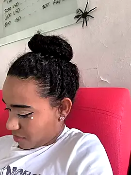 Snapshot of evafoxs chatting on November 1, 9:30 pm evafoxs online show from November 1, 9:30 pm