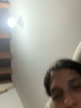 siri duque online show from May 27, 1:57 am