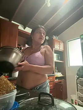 siri duque online show from April 1, 10:07 pm