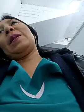 Megan jennerr online show from February 3, 3:28 pm