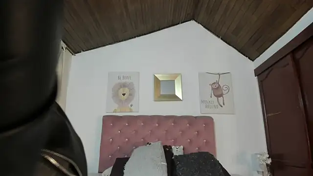 CelessteRedds online show from November 14, 11:43 am