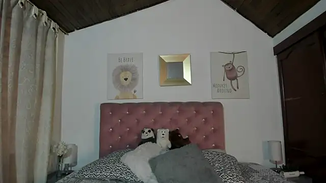 CelessteRedds online show from February 3, 11:37 am