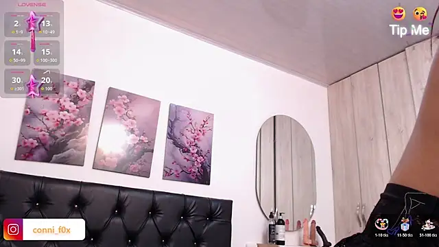 conni f00x online show from November 4, 7:19 pm