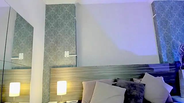 Snapshot of Mistyca chatting on September 24, 10:58 am Mistyca online show from September 24, 10:58 am