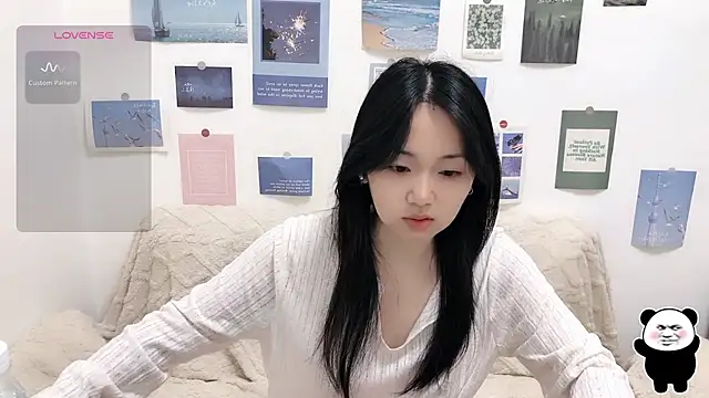 Snapshot of LiLiYbaby chatting on October 30, 6:38 am LiLiYbaby online show from October 30, 6:38 am