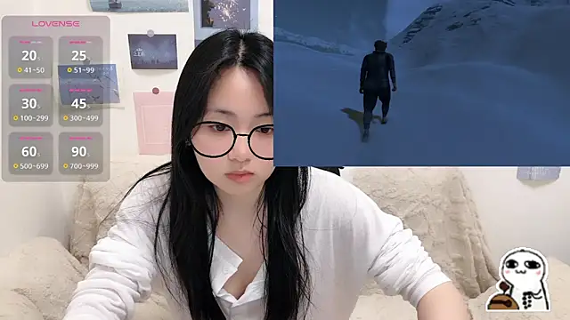 LiLiYbaby online show from February 10, 7:44 am