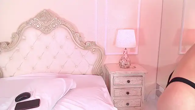 SamanthaPierce online show from October 6, 12:33 pm