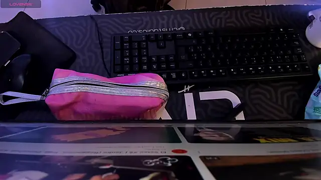 MaddisonLowe online show from October 7, 5:01 am