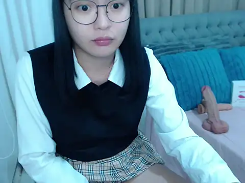 zhaviahale21 online show from November 6, 10:32 am