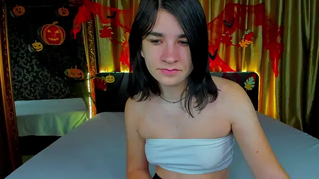 Snapshot of _Polly_Love_ chatting on November 1, 7:01 am  Polly Love  online show from November 1, 7:01 am