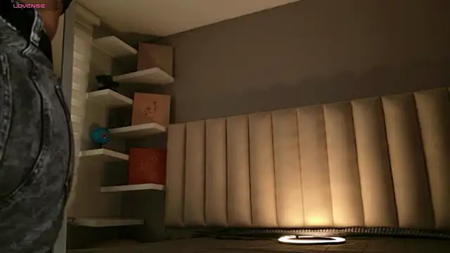 Megan mooree  online show from February 11, 1:01 pm