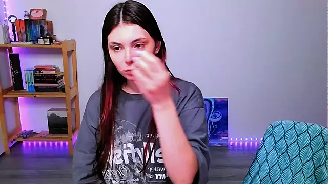 Snapshot of peaachybabe__ chatting on September 26, 4:59 pm peaachybabe   online show from September 26, 4:59 pm