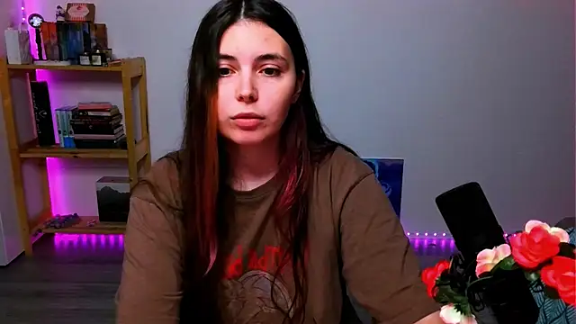 Snapshot of peaachybabe__ chatting on September 30, 5:07 pm peaachybabe   online show from September 30, 5:07 pm