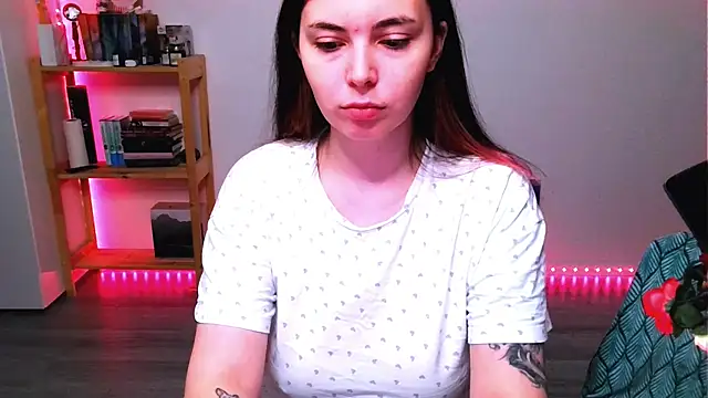 Snapshot of peaachybabe__ chatting on October 27, 3:51 pm peaachybabe   online show from October 27, 3:51 pm