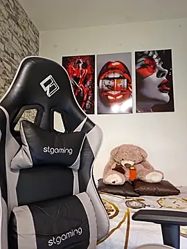 Antonella2 m online show from March 12, 1:03 pm