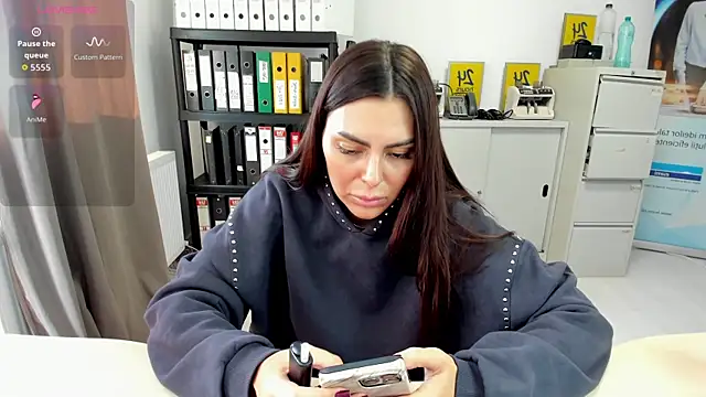 kilenyapatrice online show from November 22, 12:52 pm