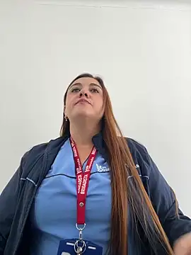 Shianrose online show from March 9, 2:31 pm