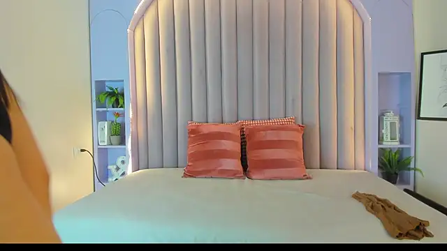 JaylaScott   online show from March 1, 12:05 pm