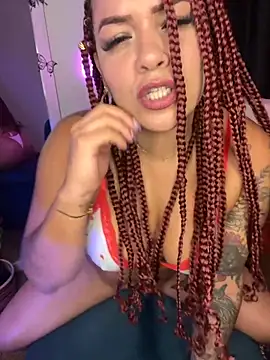 Snapshot of EmmaHot chatting on September 20, 9:57 pm EmmaHot online show from September 20, 9:57 pm