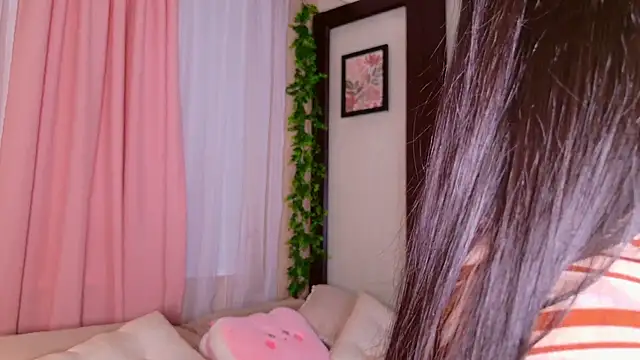 Zafiiro Blue online show from November 20, 2:01 am