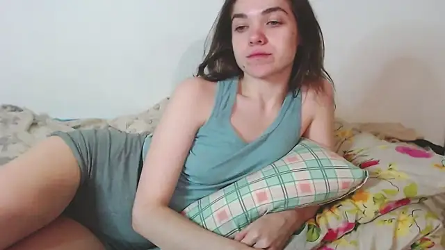 Snapshot of SallyMkn chatting on October 13, 5:15 pm SallyMkn online show from October 13, 5:15 pm