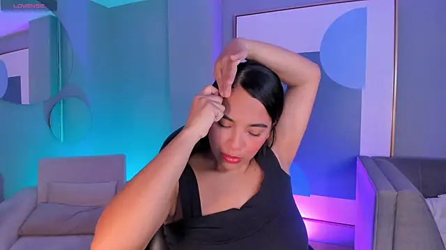 CarlaSmithX online show from October 19, 1:13 pm