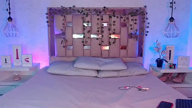 GigiVolkova online show from September 24, 8:19 pm