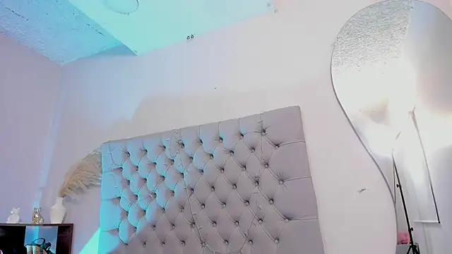 Snapshot of martina_monrohe chatting on September 27, 8:16 pm martina monrohe online show from September 27, 8:16 pm