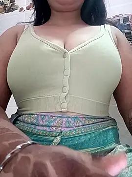 Snapshot of cute-mahek chatting on October 14, 9:23 am cute-mahek online show from October 14, 9:23 am