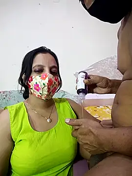 Taniya07 online show from October 4, 7:07 pm