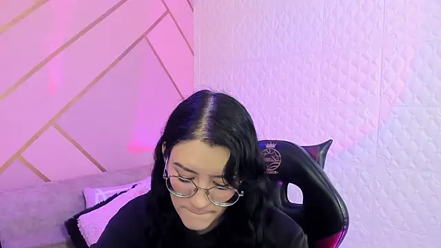 Violetaa diazz online show from January 14, 9:20 pm