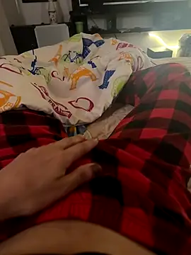 Snapshot of im_pearll chatting on October 9, 3:54 am im pearll online show from October 9, 3:54 am