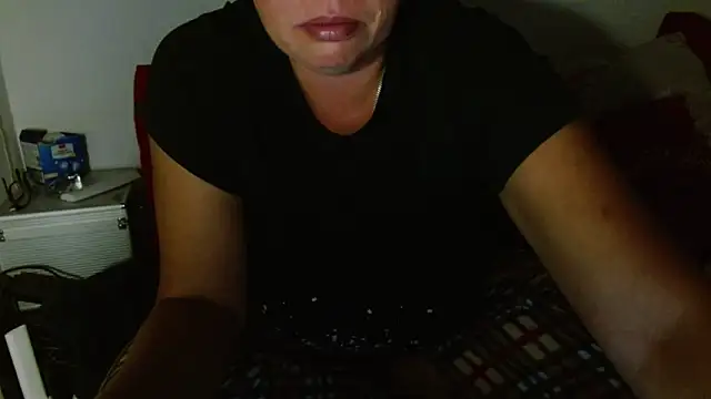 LadyHellene online show from September 30, 4:45 pm