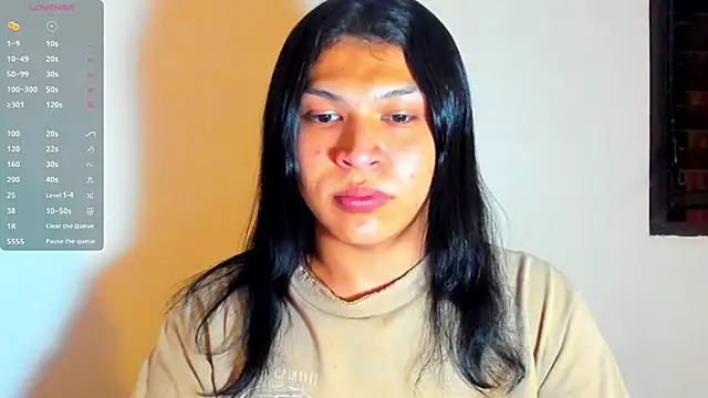 miavalentinaaa online show from September 26, 12:30 am