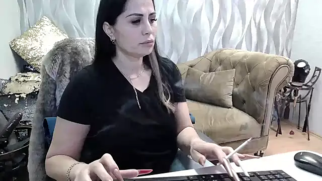 Sara Poison online show from September 18, 3:05 am