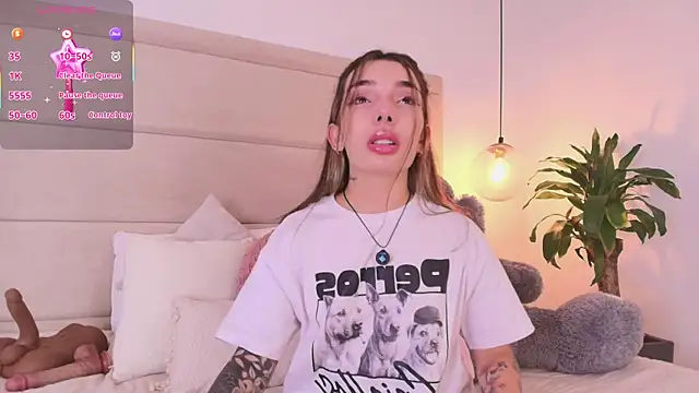 Mollymoon1 online show from September 19, 9:14 pm