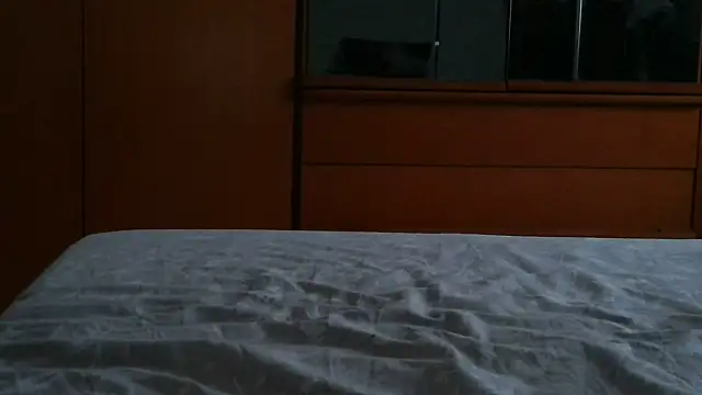 Snapshot of VeneRed chatting on September 17, 7:17 am VeneRed online show from September 17, 7:17 am