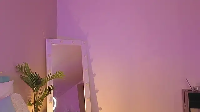 L1ittle kitty  online show from March 11, 6:17 am