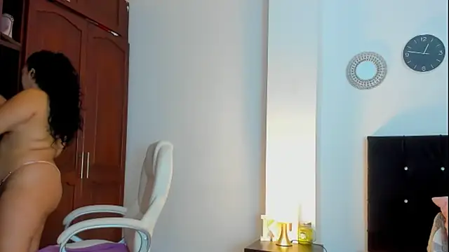 Snapshot of kathyajhonss chatting on October 26, 11:44 pm kathyajhonss online show from October 26, 11:44 pm