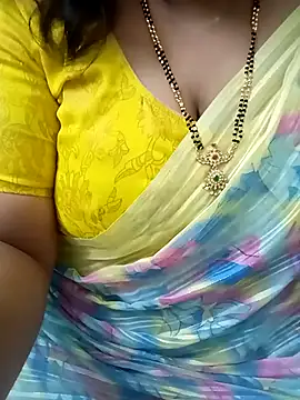 Snapshot of your-sameera chatting on October 21, 5:44 am your-sameera online show from October 21, 5:44 am