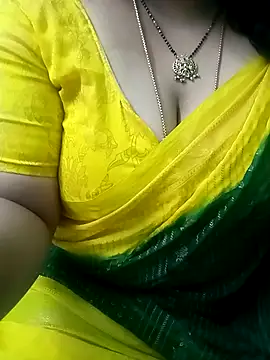 Snapshot of your-sameera chatting on October 14, 5:10 am your-sameera online show from October 14, 5:10 am