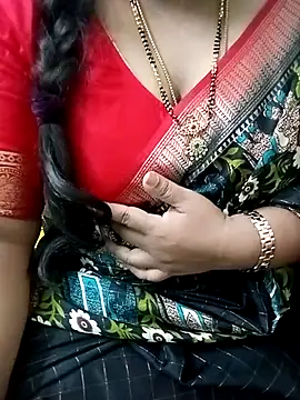 Snapshot of your-sameera chatting on October 6, 5:13 am your-sameera online show from October 6, 5:13 am