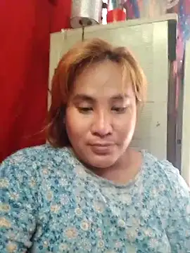 UrAmazingCassy online show from October 2, 3:00 am