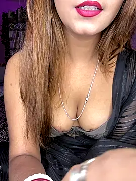 Its ur Ayesha online show from December 14, 8:03 pm