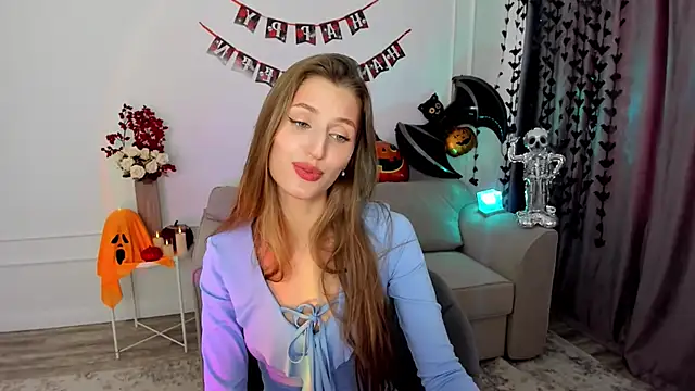 Snapshot of NaturalBeaty chatting on October 12, 11:56 am NaturalBeaty online show from October 12, 11:56 am