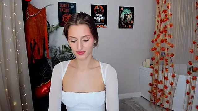 Snapshot of NaturalBeaty chatting on October 14, 12:08 pm NaturalBeaty online show from October 14, 12:08 pm