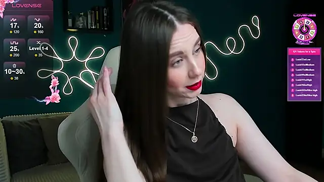 katie taylorr online show from November 13, 1:26 am